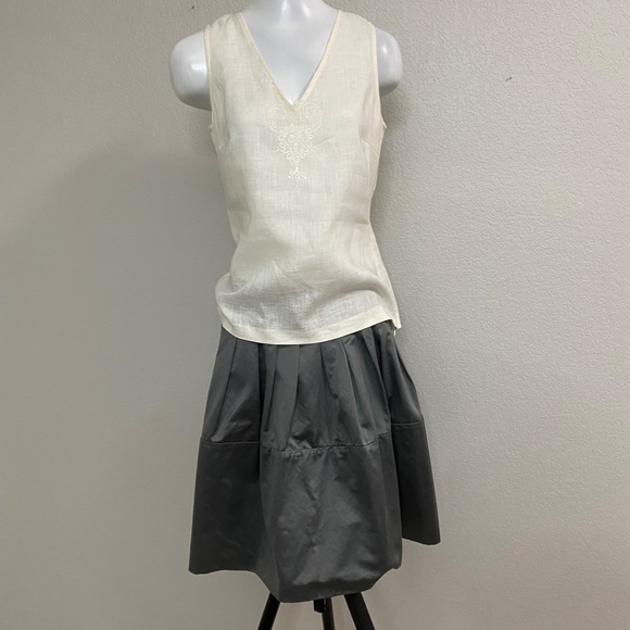 NWOT BCBG Satin Gray Skirt - Picture 3 of 10